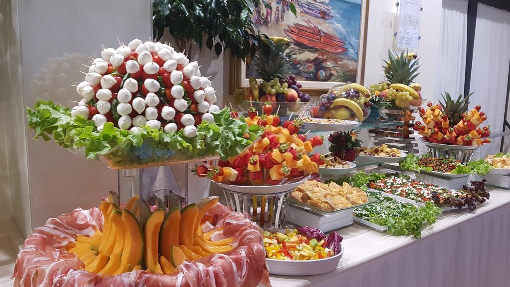 Hotel Aurora Mare Rimini Luaran gambar